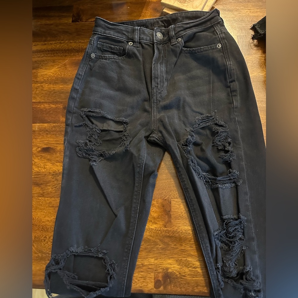 American Eagle Outfitters Black Distressed Mom Jeans